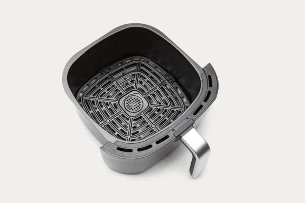 NutriBullet XXL Digital Air Fryer basket and crisping tray