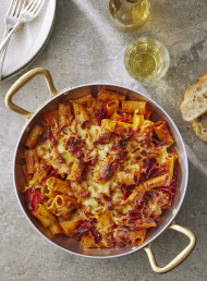 Smoky Chicken and Chorizo Pasta Bake 