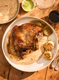 Braised Lamb Shoulder with White Wine and Fennel Seeds 