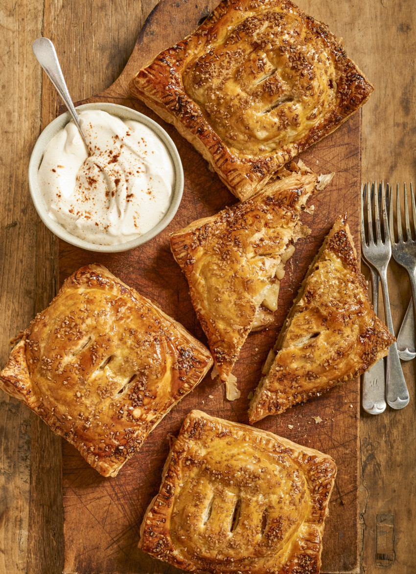 Spiced Apple Hand Pies