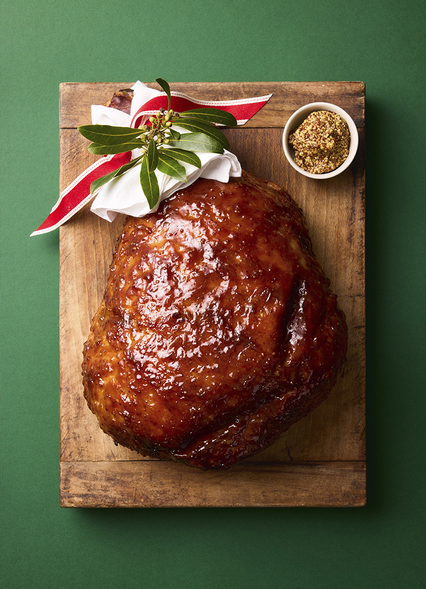 Baked Ham with a Ginger Beer and Mustard Glaze