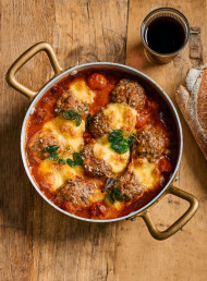 Baked Lamb and Bacon Meatballs with Mānuka Smoke Infused Balsamic Drizzle Tomato Sugo 