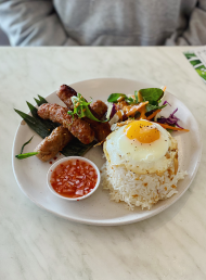 I Know a Place: Find Authentic and Hearty Filipino Fare at Kalye Manila