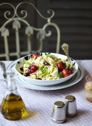Linguine with Roasted Tomatoes, Pine Nuts and Bocconcini