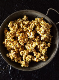 Sweet and Spicy Caramel Corn