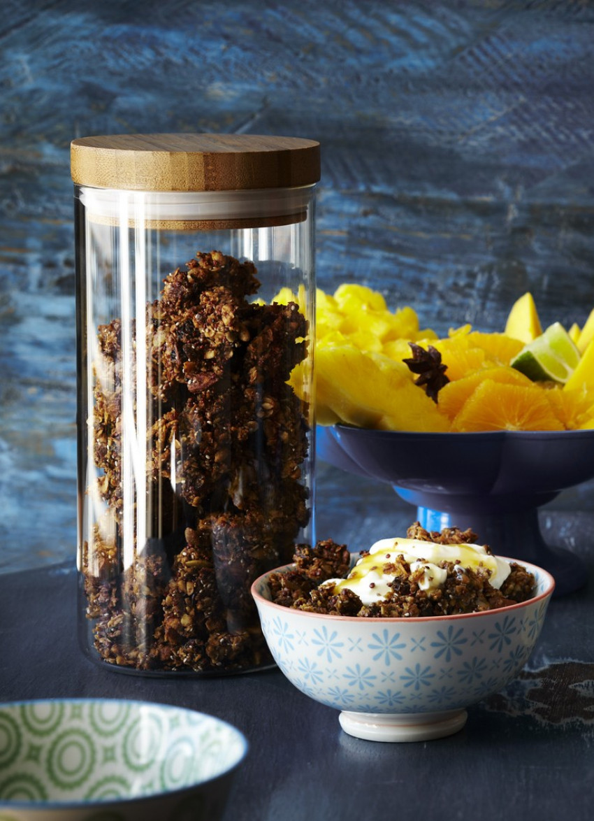 Chunky Quinoa Granola