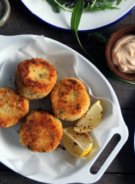 Millet Risotto Cakes with Parmesan and Peas 