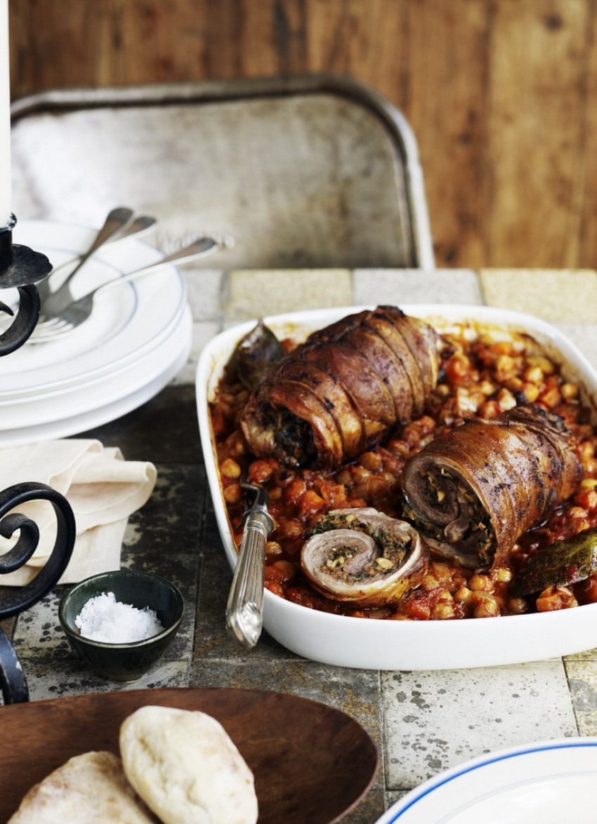 Roast Breast of Lamb on Spanish Beans