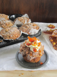 Apple, Whisky and Cinnamon Crumb Cakes