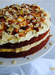 Banana and Caramel Cake