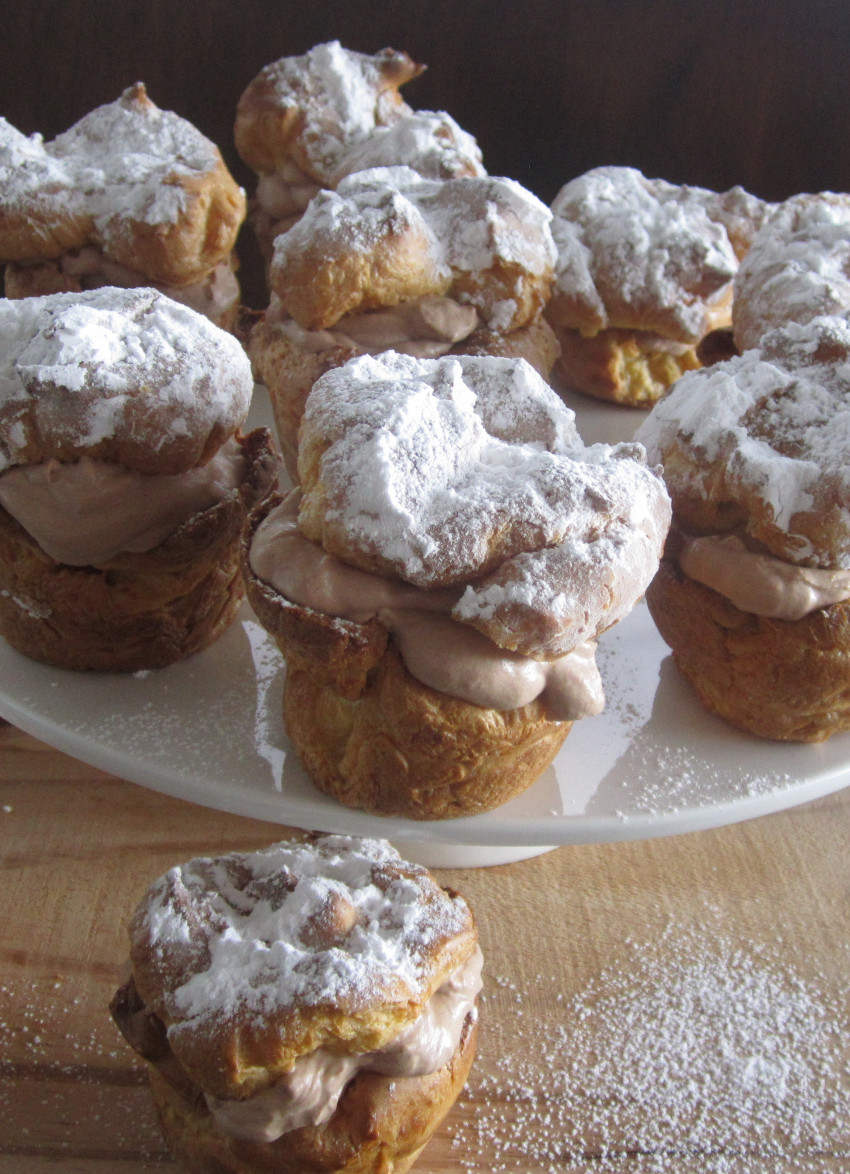 Chocolate Custard Cream Puffs