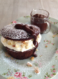 Chocolate and Hazelnut Cakes