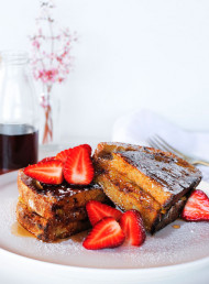 Caramel Banana Stuffed French Toasties