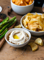 Garlicky White Bean Dip