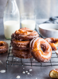 Old-fashioned American Doughnuts