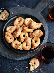 Taralli (Italian Savoury Fennel Seed and Wine Biscuits)