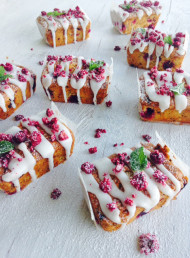 Raspberry, Orange and Poppyseed Cakes