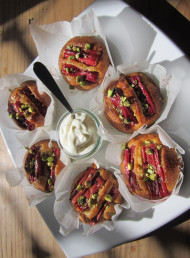 Rhubarb and Almond Cakes