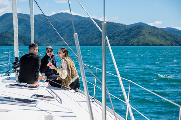 cloudy bay sail trip