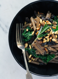 Gluten-free Pasta with Rosemary Balsamic Mushrooms and Garden Greens